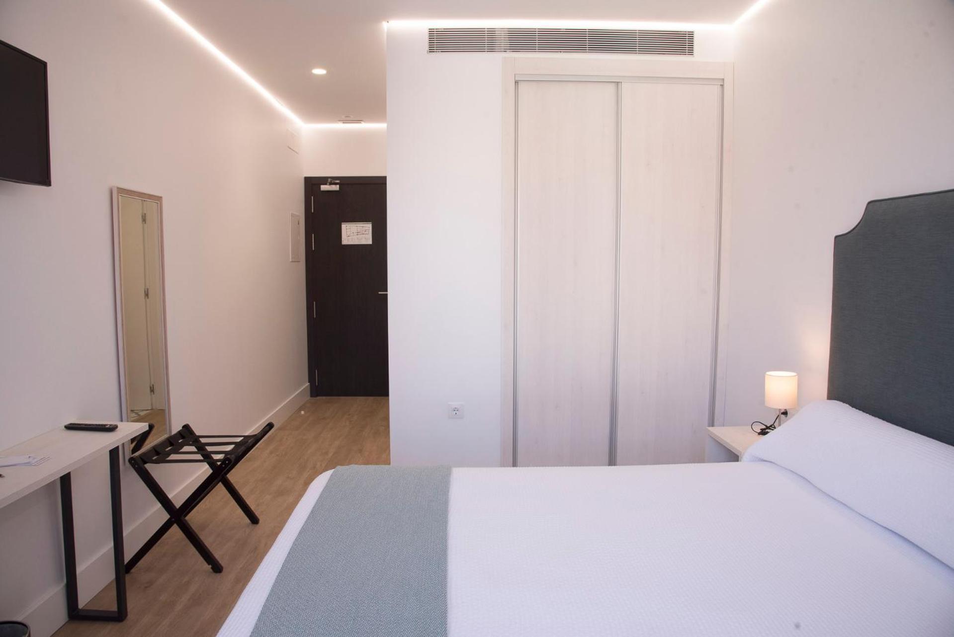 Gm Hotel Marchena  Esterno foto