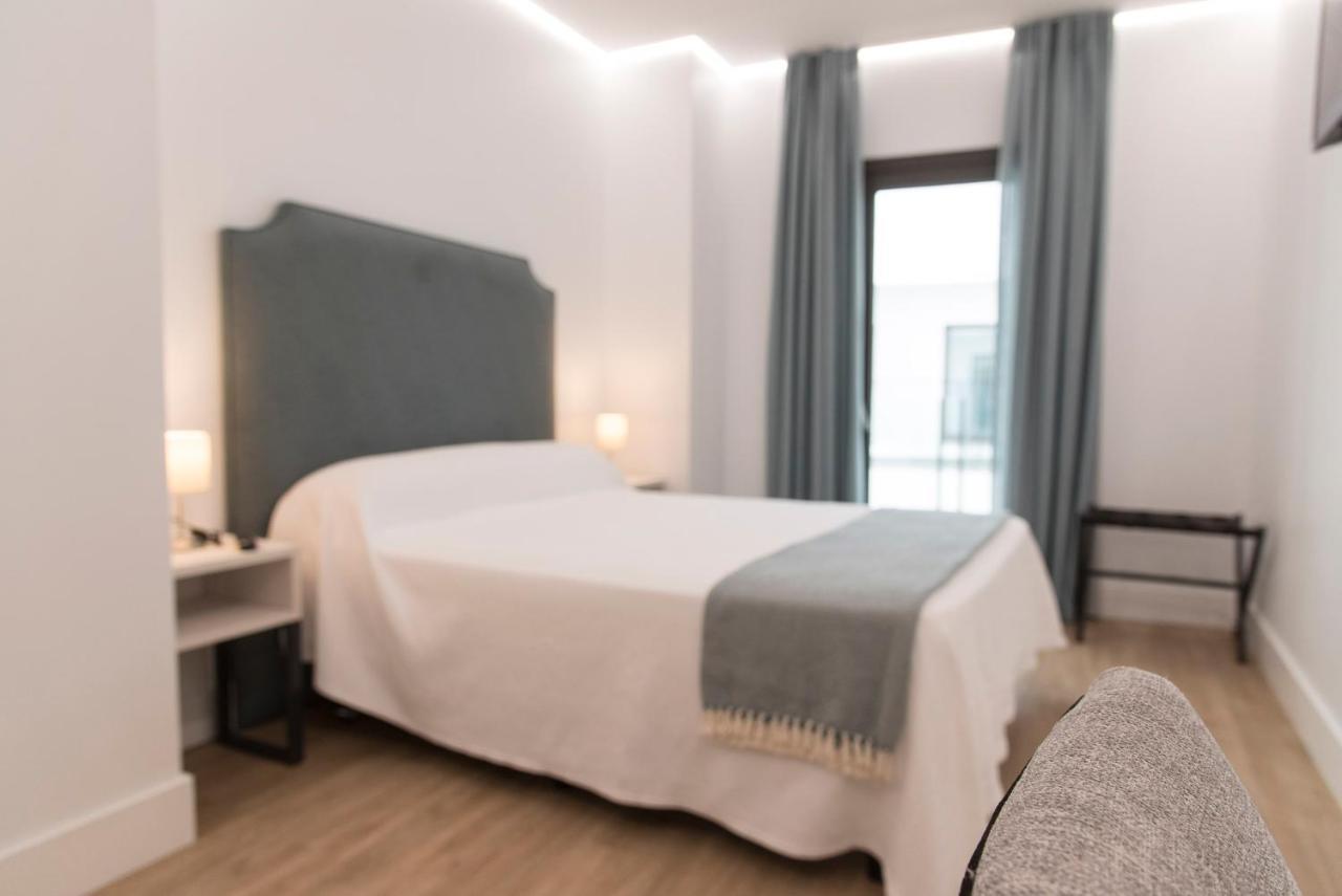 Gm Hotel Marchena  Esterno foto