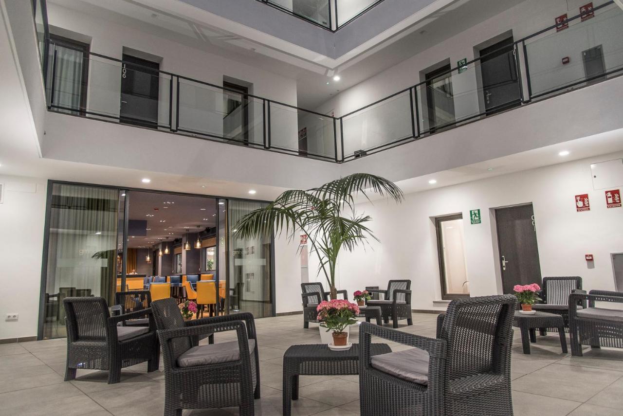 Gm Hotel Marchena  Esterno foto