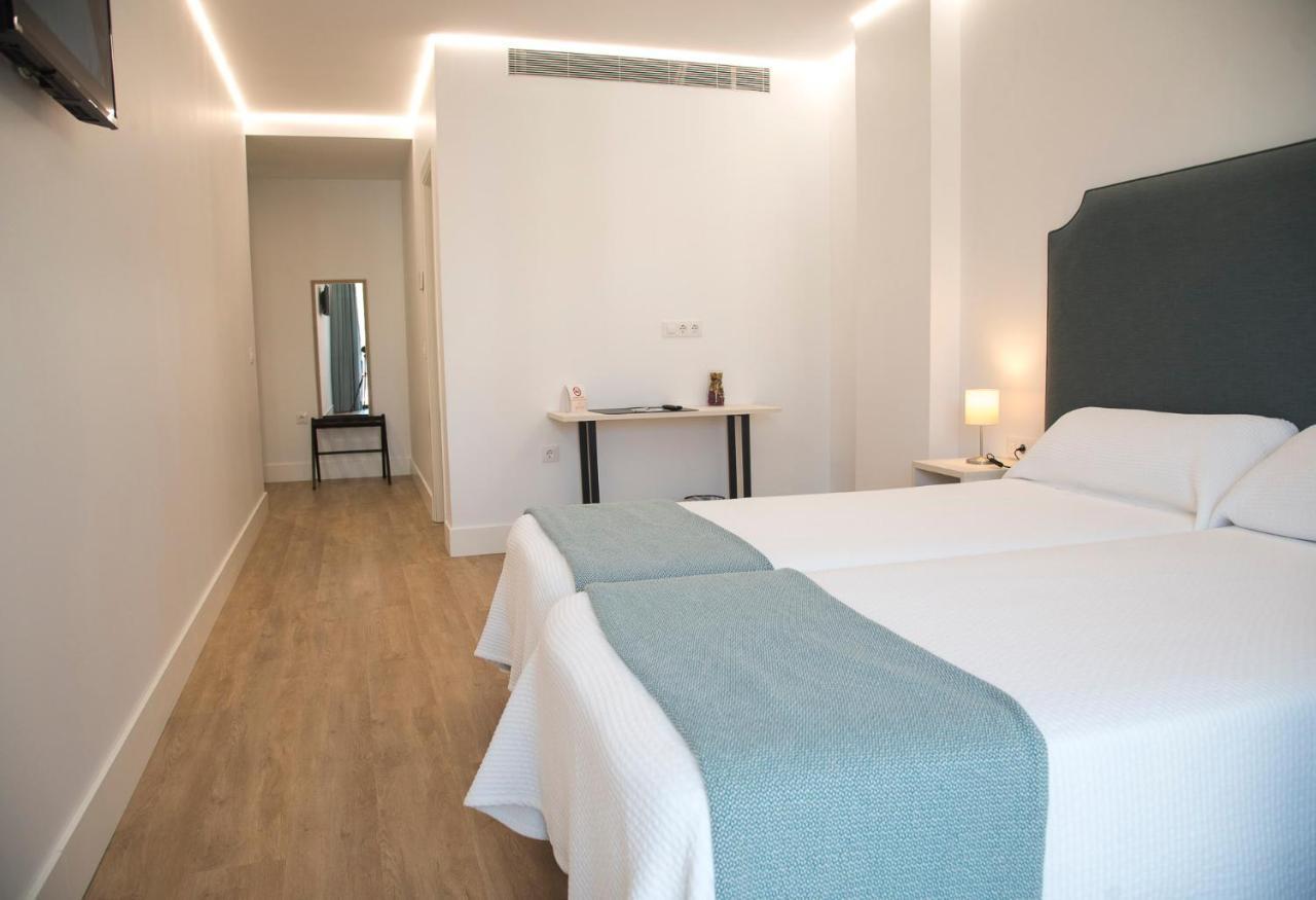 Gm Hotel Marchena  Esterno foto